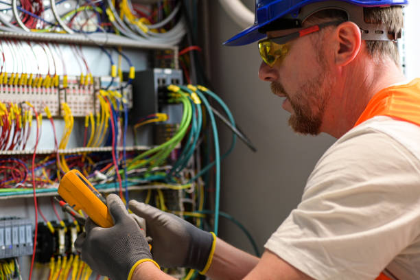 Best Electrical Contractors for Businesses  in Rockton, IL